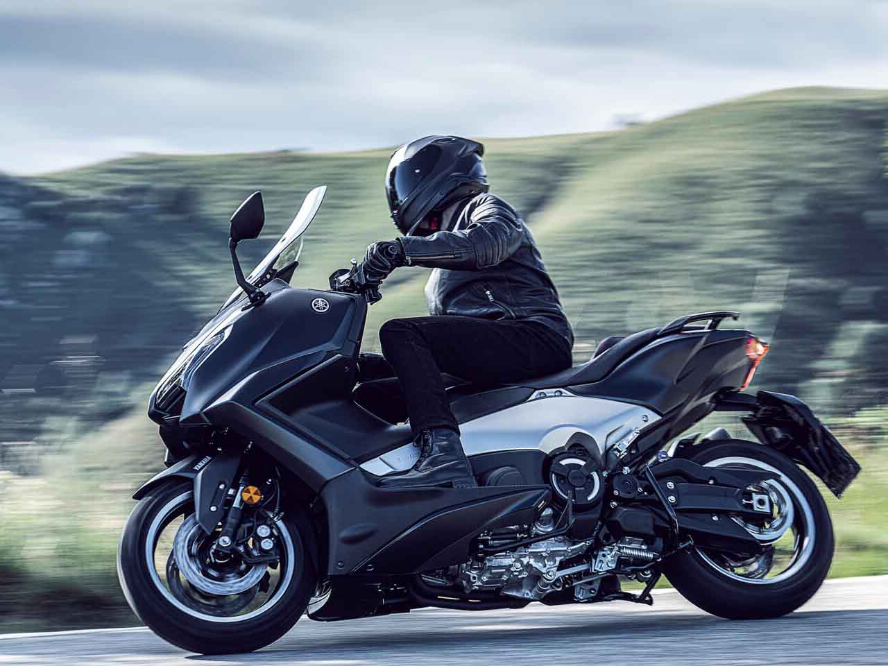 Yamaha�TMax 2026 - lateral