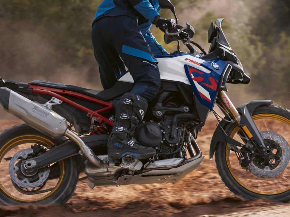 BMW�F 900 GS 2026 - 3/4 frente