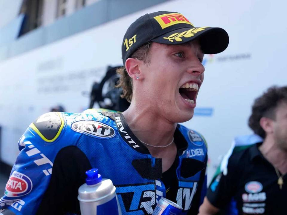 Brasileiro Diogo Moreira vence em Portugal e fica próximo do