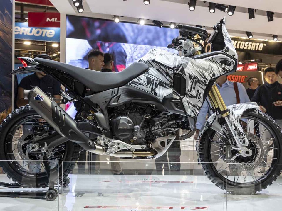 Ducati�DesertX 2026 - lateral