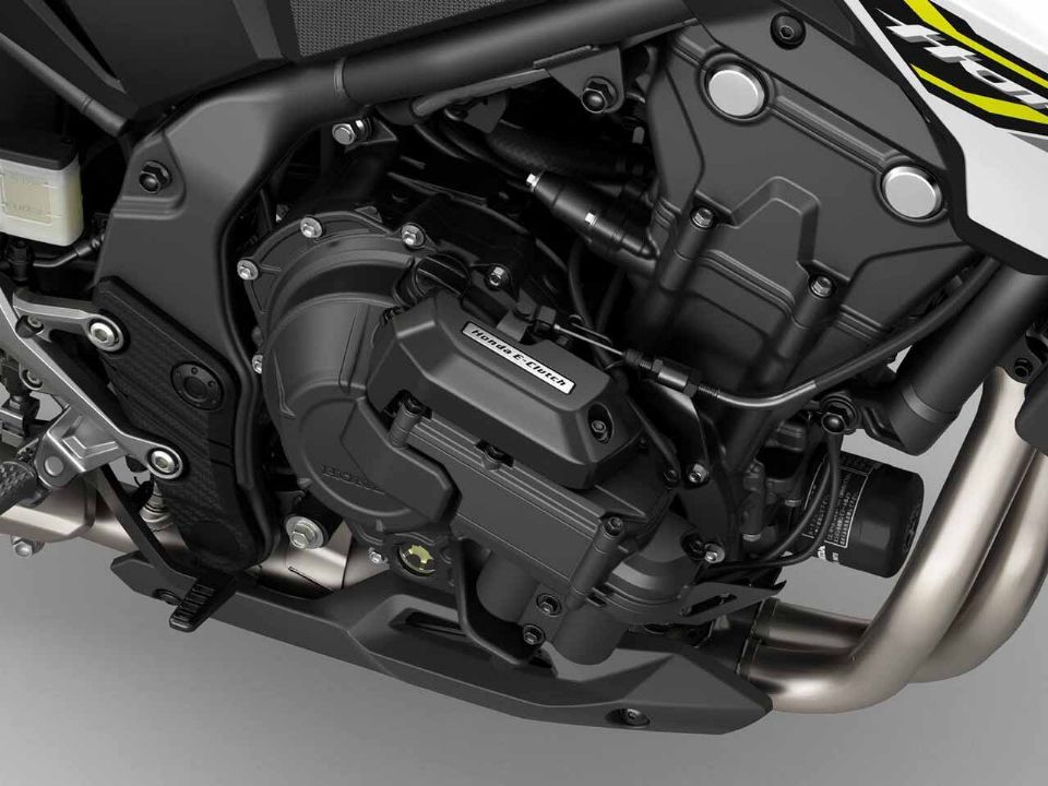 Honda�CB500 Hornet 2026 - acelerador