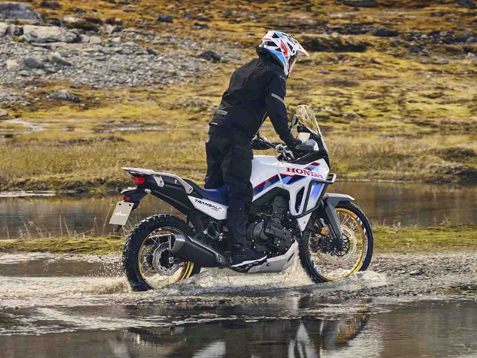 Honda�XL750 Transalp 2026 - 3/4 traseira
