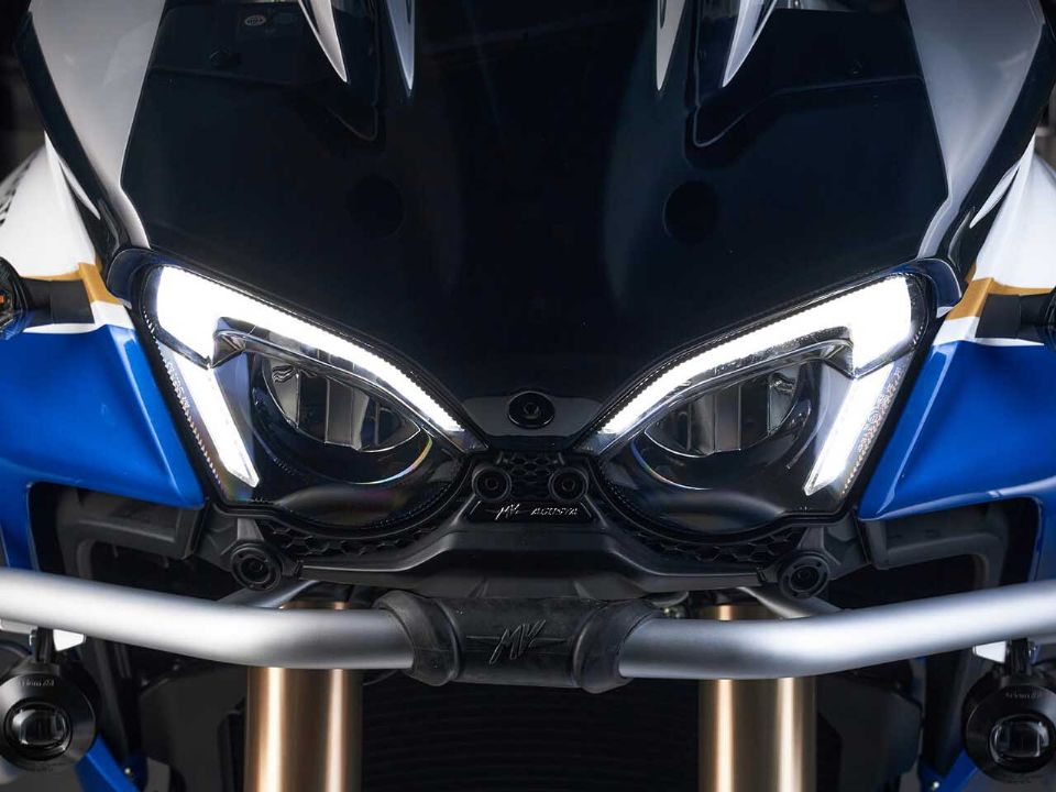 MV Agusta�Enduro Veloce 2026 - far�is