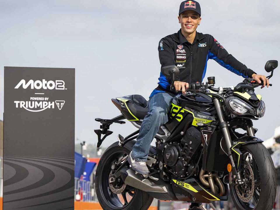Street Triple 765 RS especial - Diogo Moreira