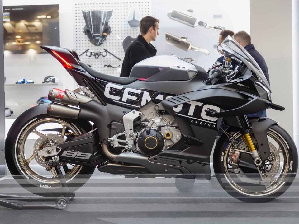 CFMoto V4 SR-RR