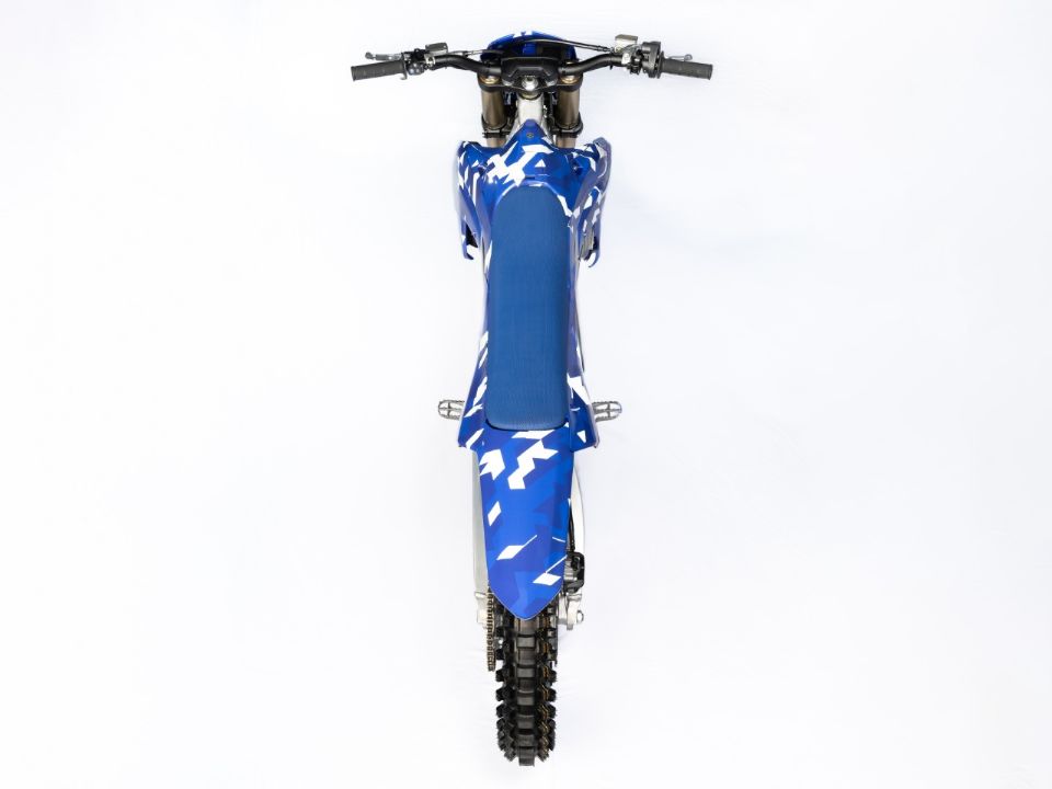 Yamaha YE-01 2025