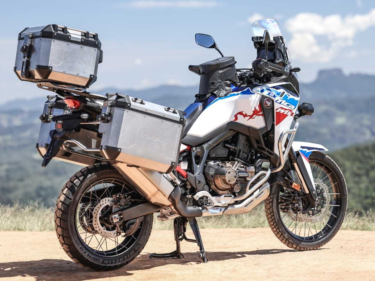 Honda�CRF 1100L Africa Twin 2026 - 3/4 traseira