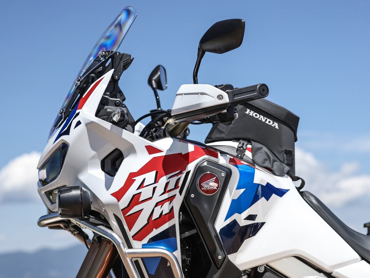 Honda�CRF 1100L Africa Twin 2026 - lateral