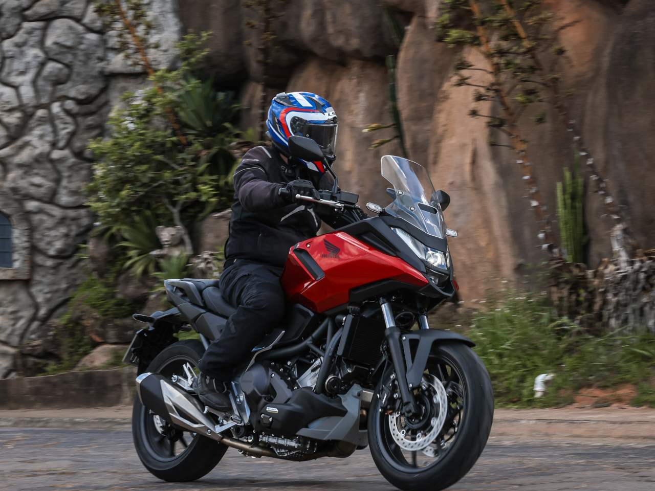 Honda�NC 750X 2026 - 3/4 frente