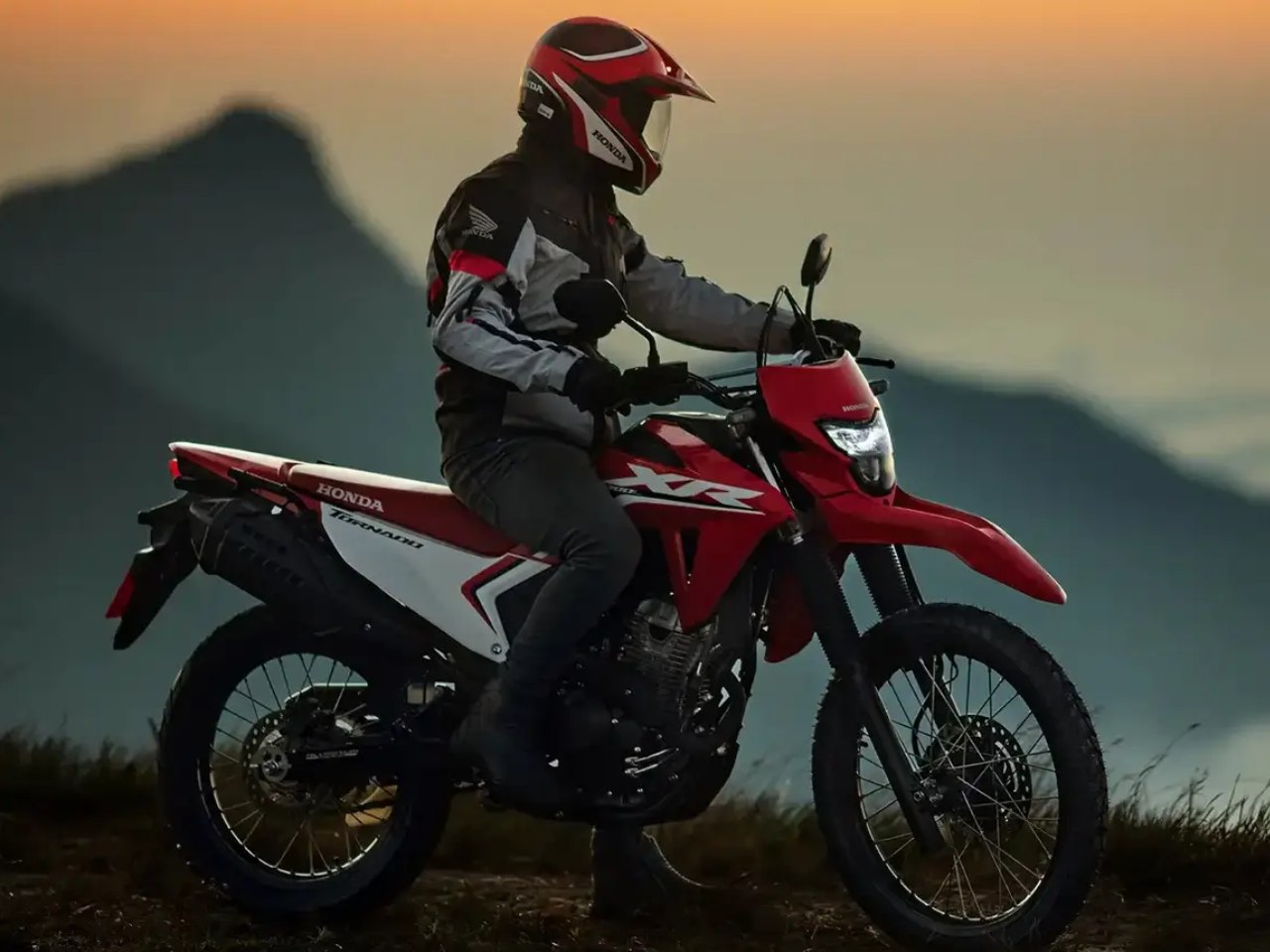 Honda�XR 300 L Tornado 2026 - 3/4 frente