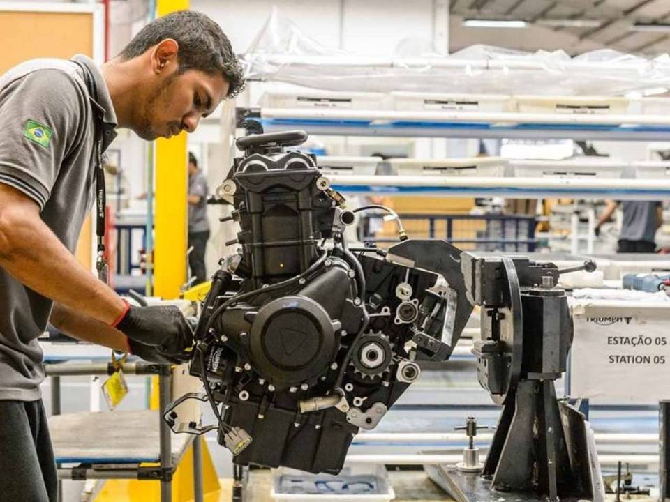 Fabrica da Triumph em Manaus