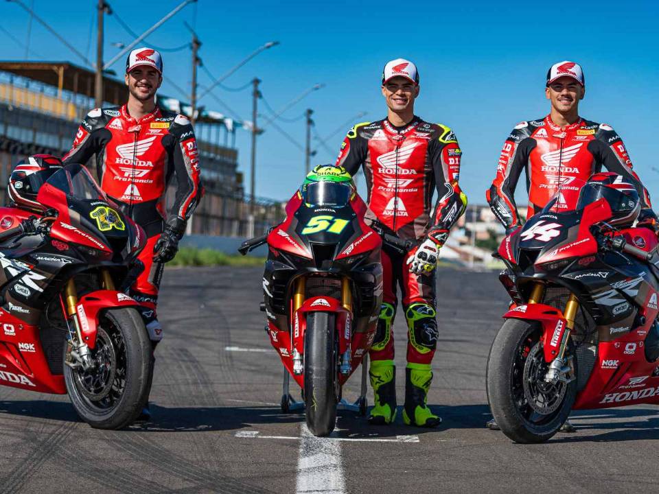 Honda CBR 1000RR-R Fireblade SP em homenagem à CG
