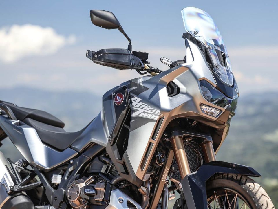 Honda�CRF 1100L Africa Twin 2026 - lateral