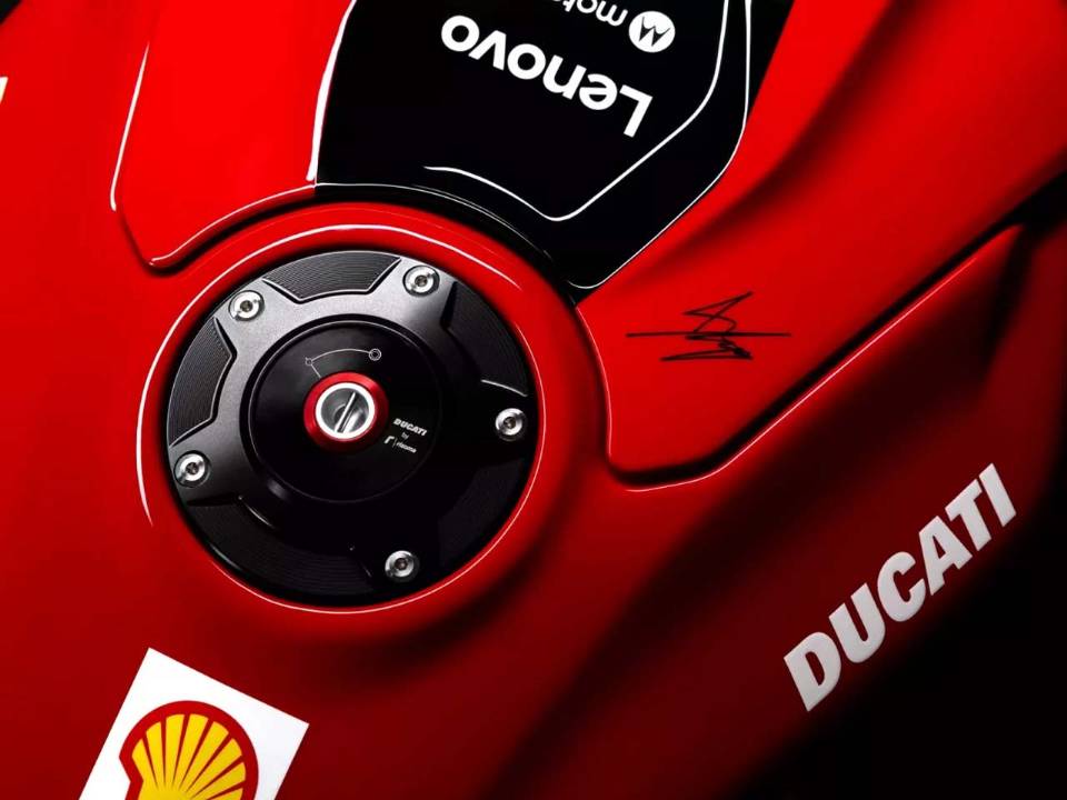 Panigale V4 Márquez 2025 World Champion Replica