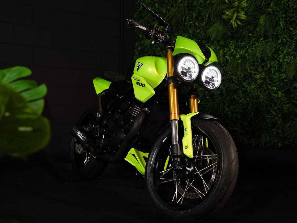 Customização da Speed 400: Triumph Viper 400