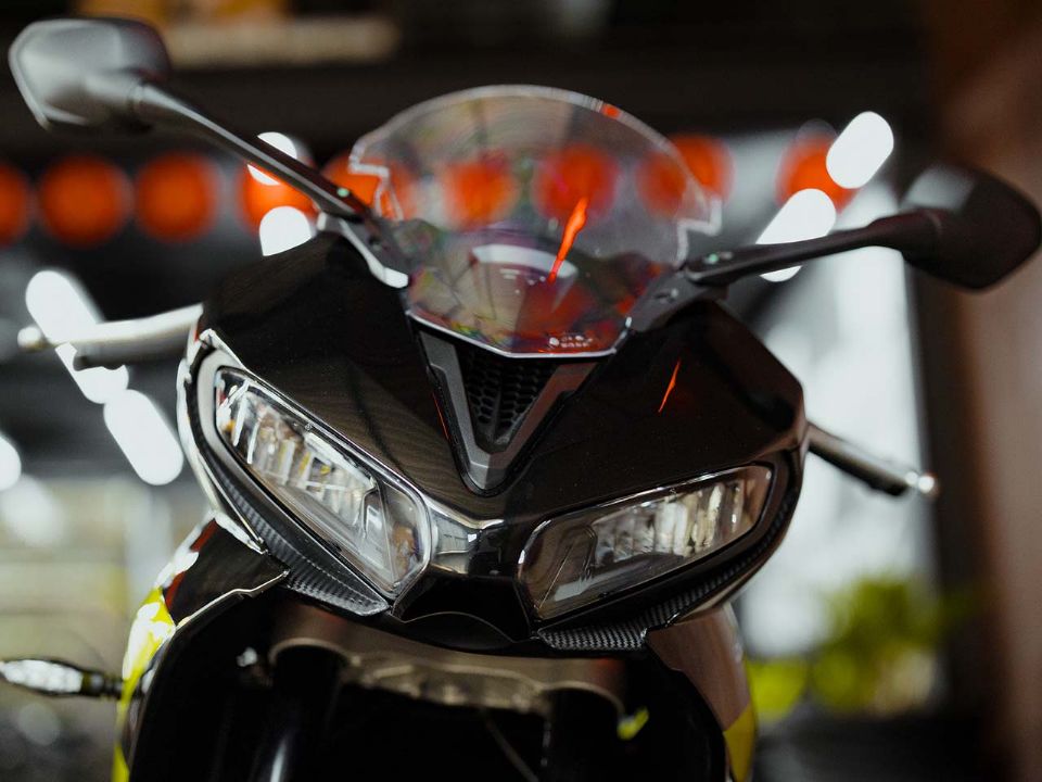 Triumph�Daytona 660 2026 - frente