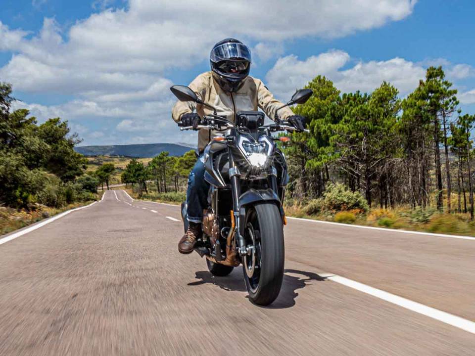 Voge 625R