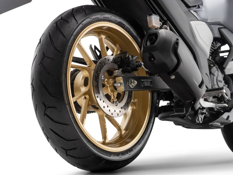 Yamaha Fazer FZ15 2026