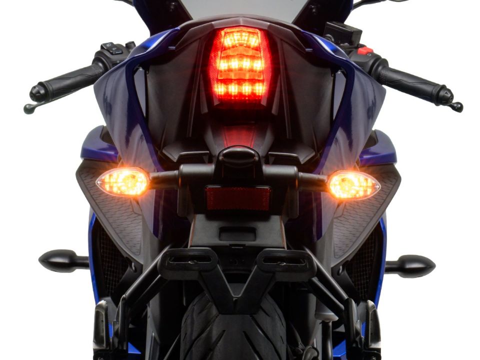 Yamaha R15 2026