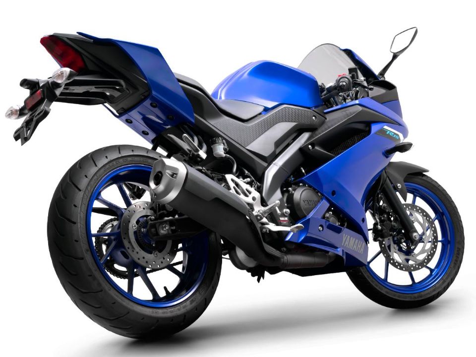 Yamaha�R15 2026 - 3/4 traseira