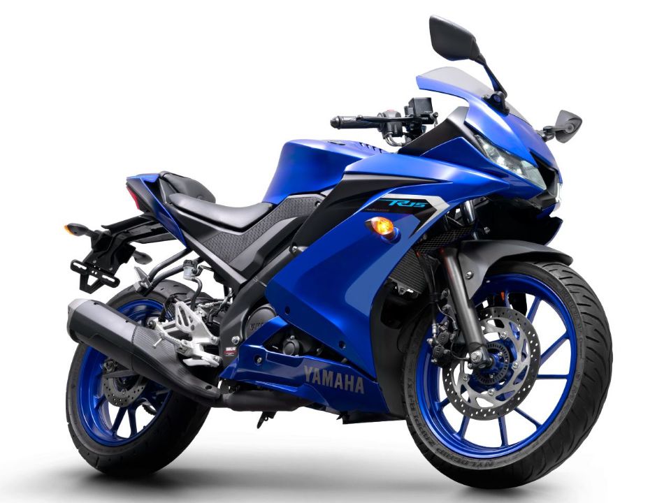 Yamaha�R15