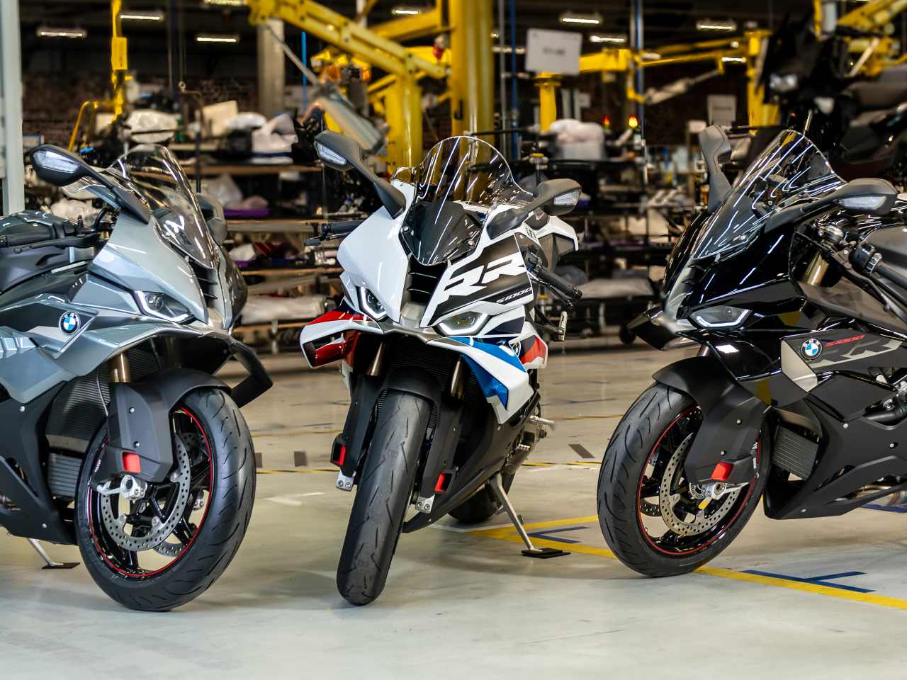 BMWS 1000 RR 2025 - frente