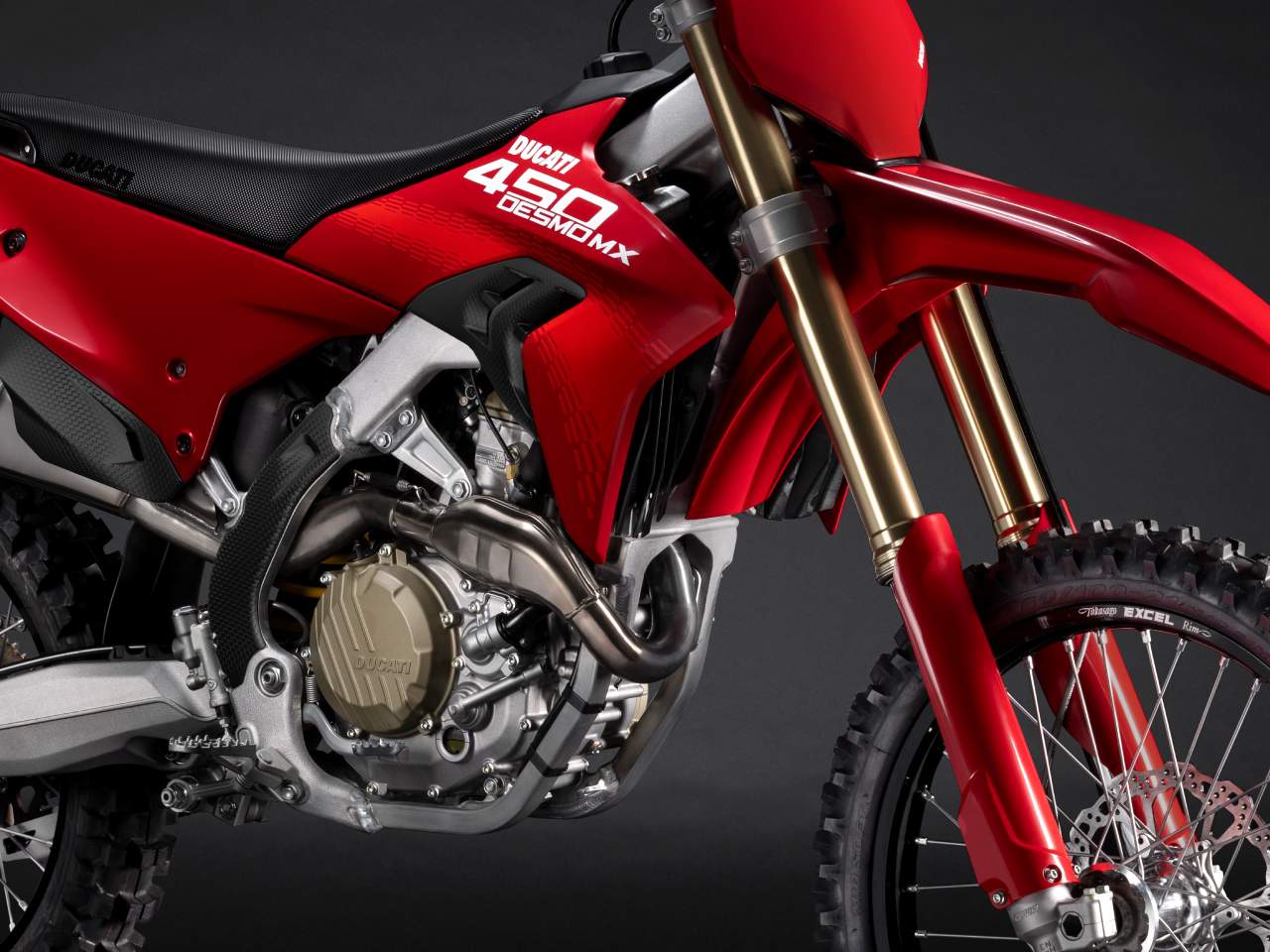 Ducati Desmo450 MX 2026 - 3/4 frente