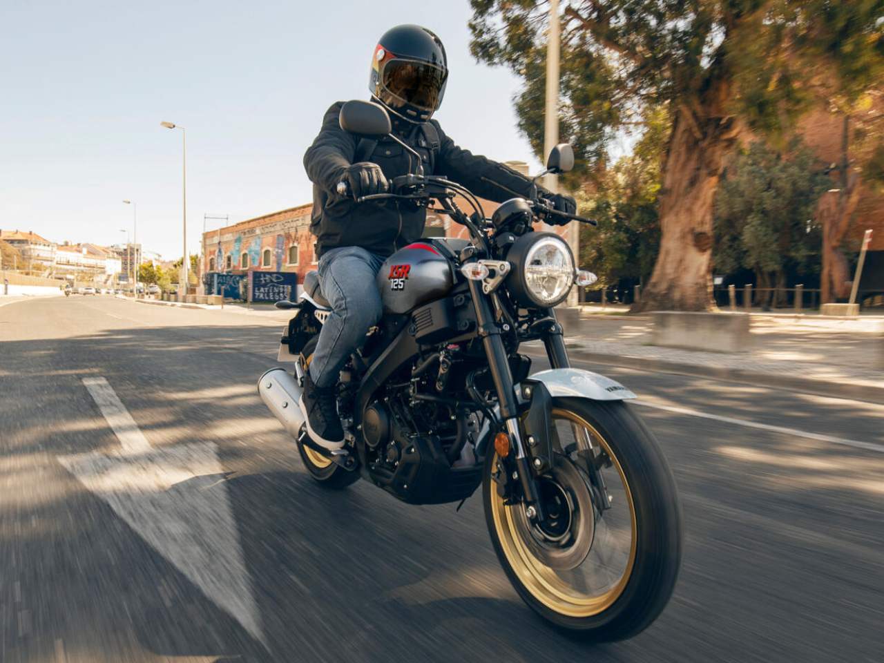 Yamaha XSR125 Legacy 2025 - 3/4 frente