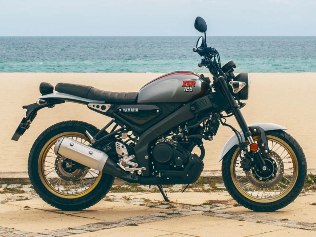 Yamaha XSR125 Legacy 2025 - lateral