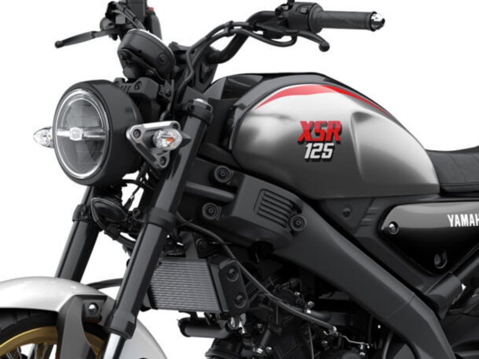 Yamaha XSR125 Legacy 2025 - 3/4 frente