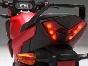 CB125F