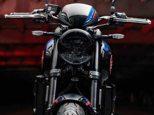 Uma Triumph 2025 (de 81 cavalos) com inspirao nostlgica nas pistas