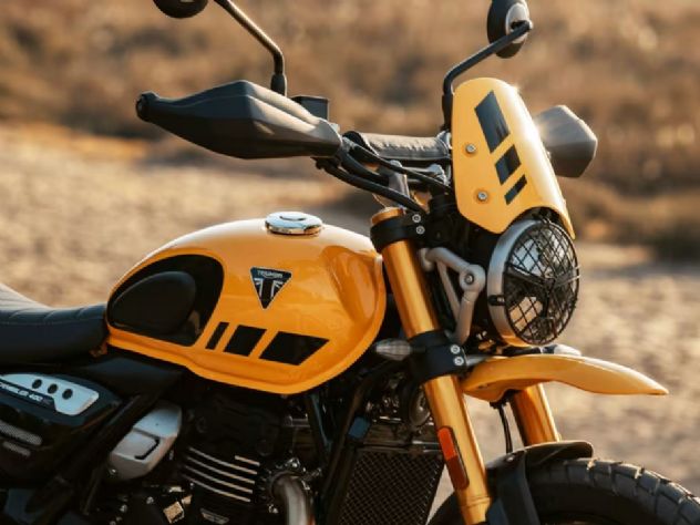 Triumph Scrambler 400 XC 2026: lançamento oficial!