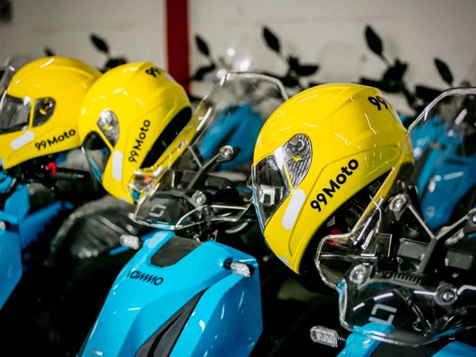 Moto eltrica de 99 e Vammo