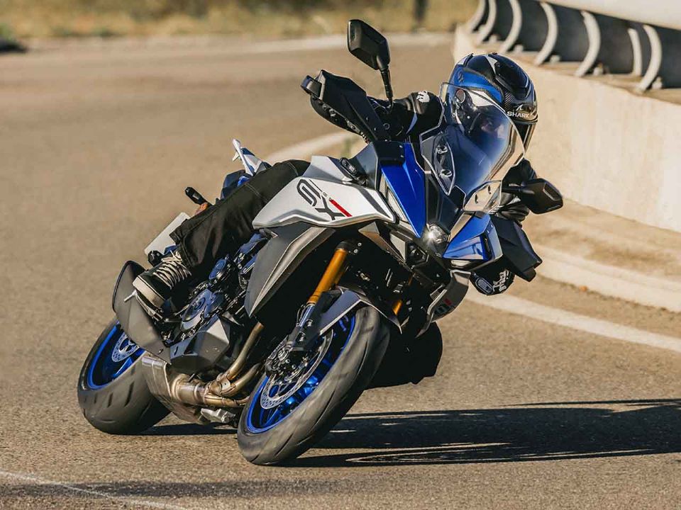 Suzuki GSX-S1000GX 2025 Suzuki GSX-S1000GX 2025