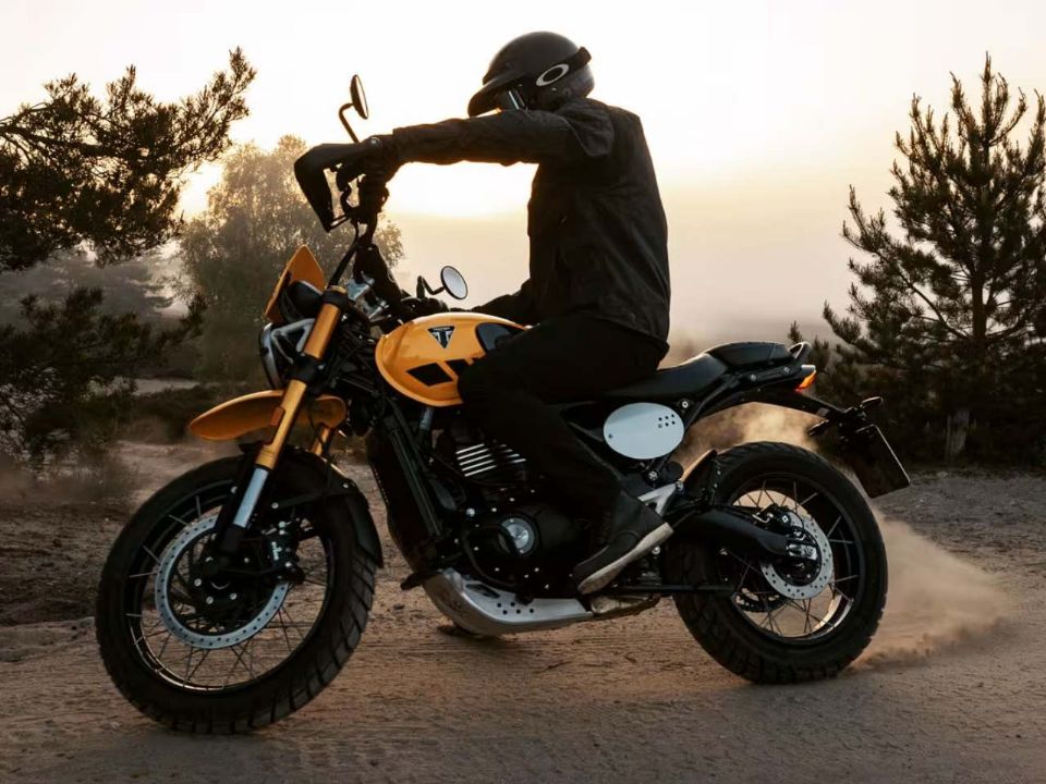 Triumph�Scrambler 400 XC 2026 - lateral