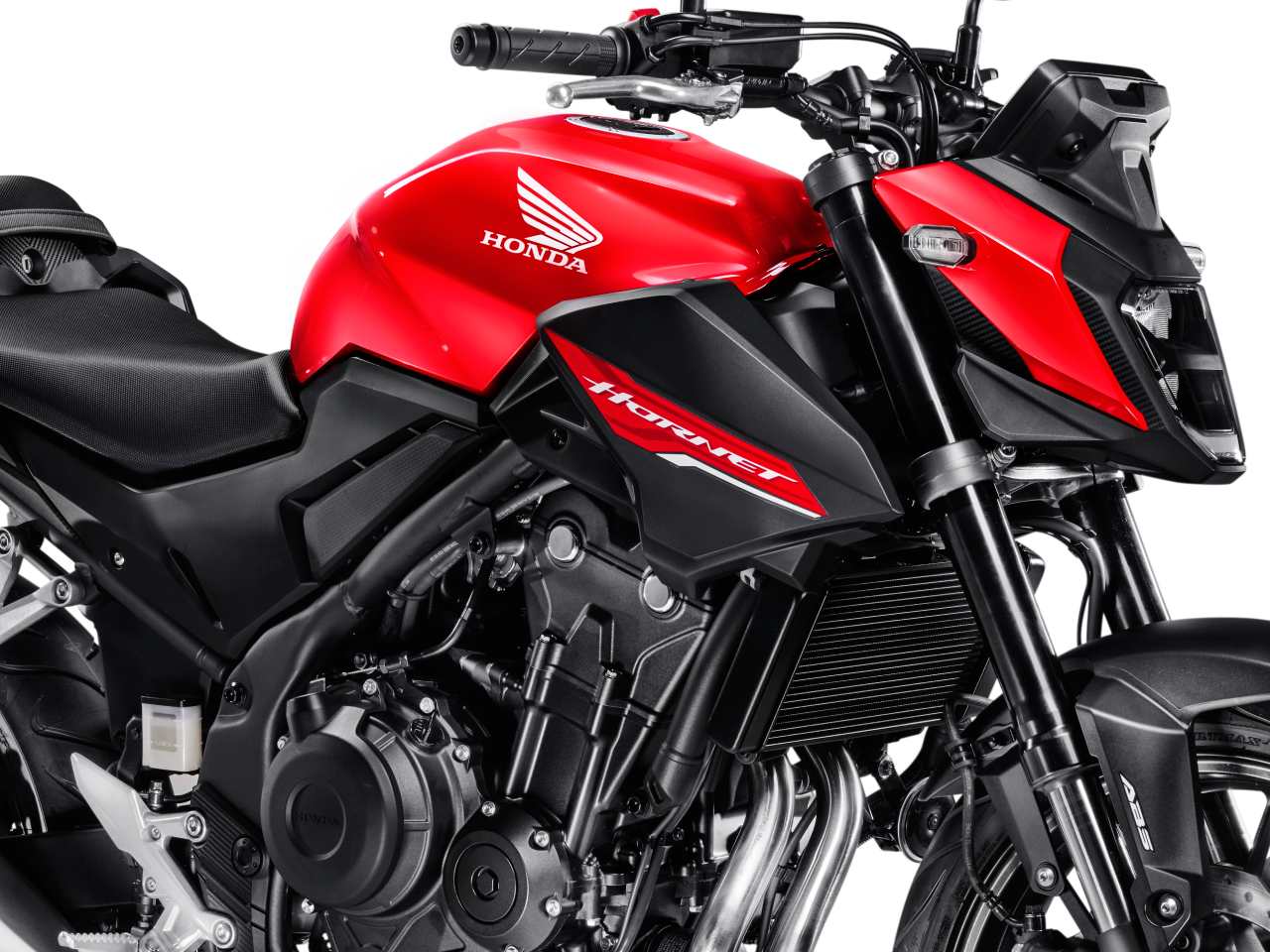 Honda�CB500 Hornet 2026 - 3/4 frente