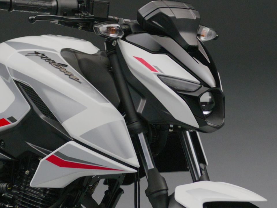 Bajaj�Pulsar N150 2026 - 3/4 frente