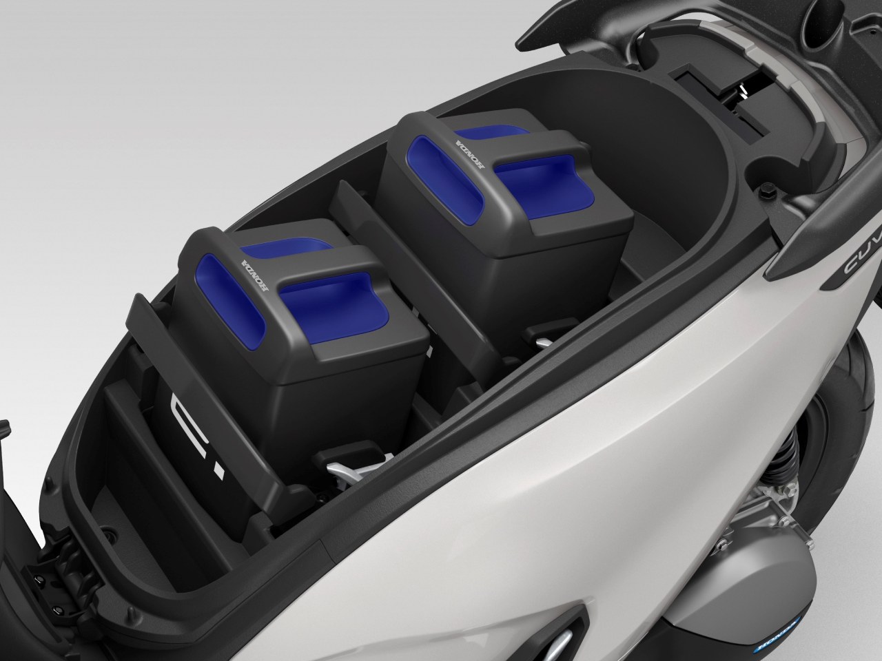 Honda�CUV e 2025 - escapamentos