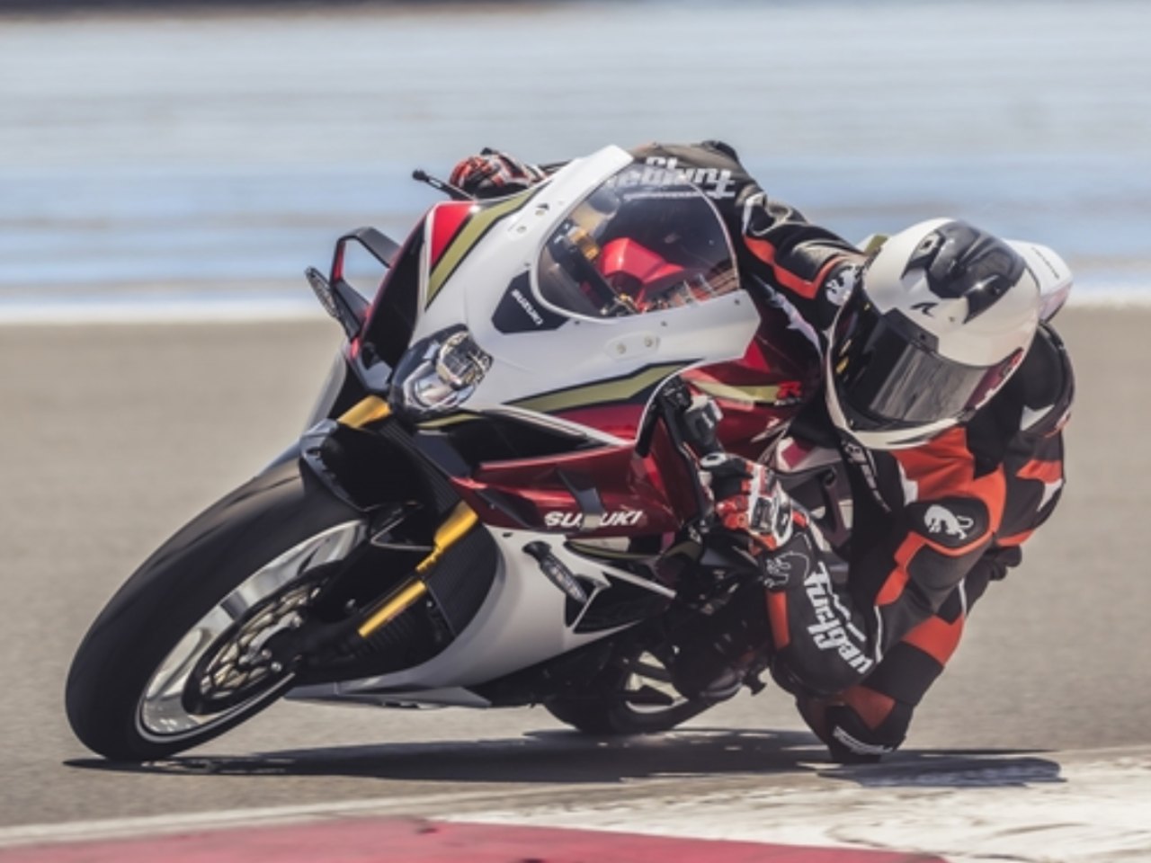 Suzuki�GSX-R1000 2026 - 3/4 frente