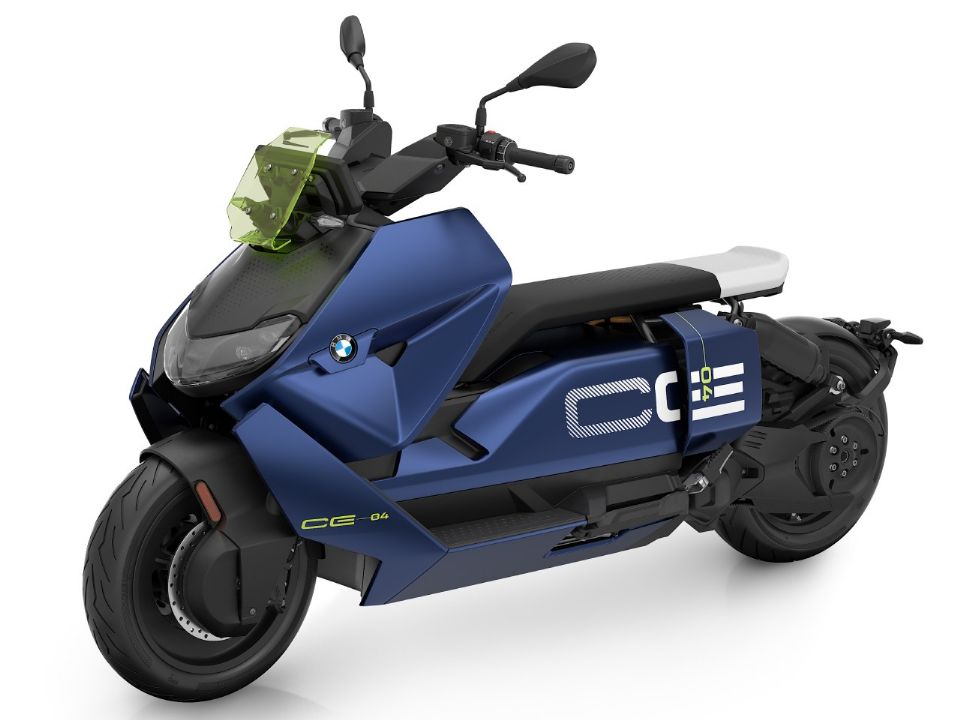 BMW�CE 04