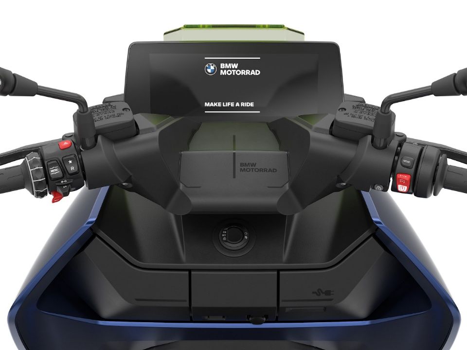 BMW CE 04 2026
