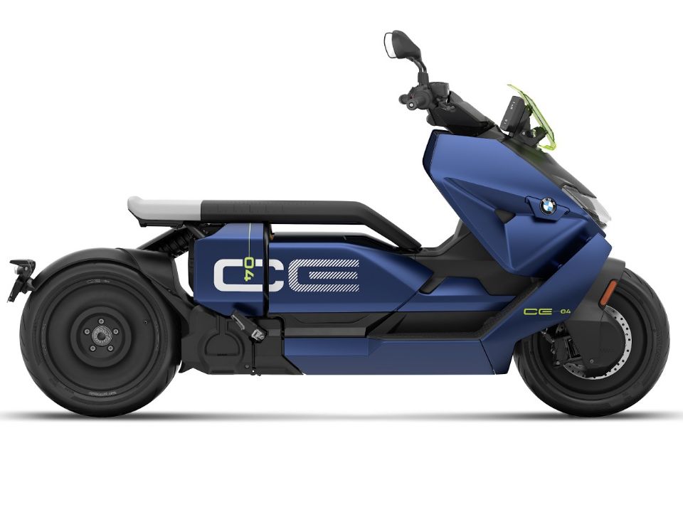 BMW CE 04 2026