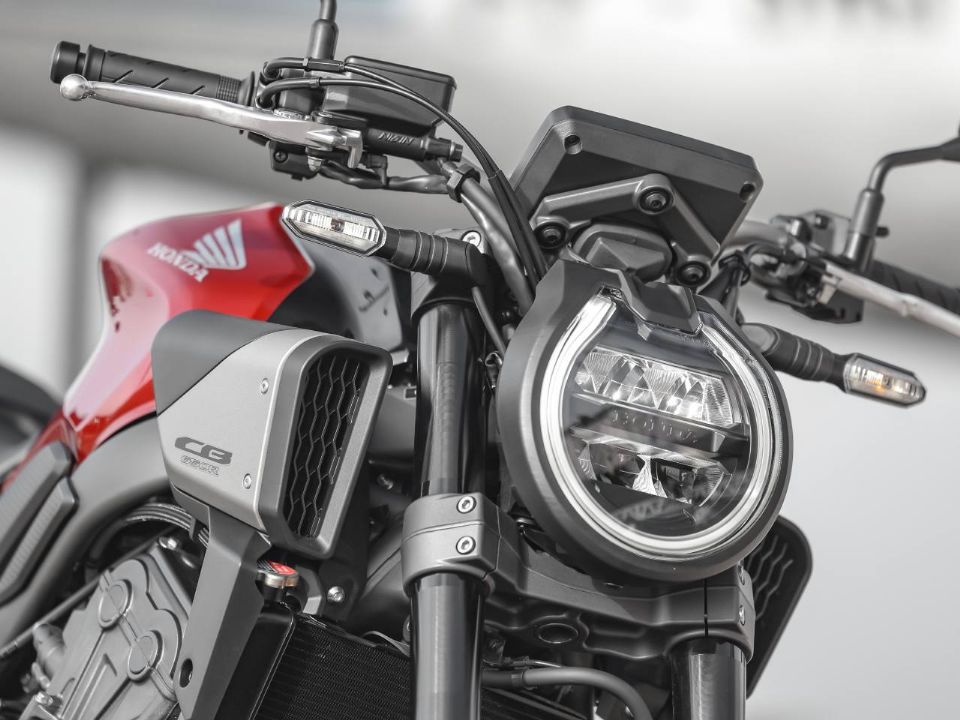 Honda CB 650R E-Clutch 2026