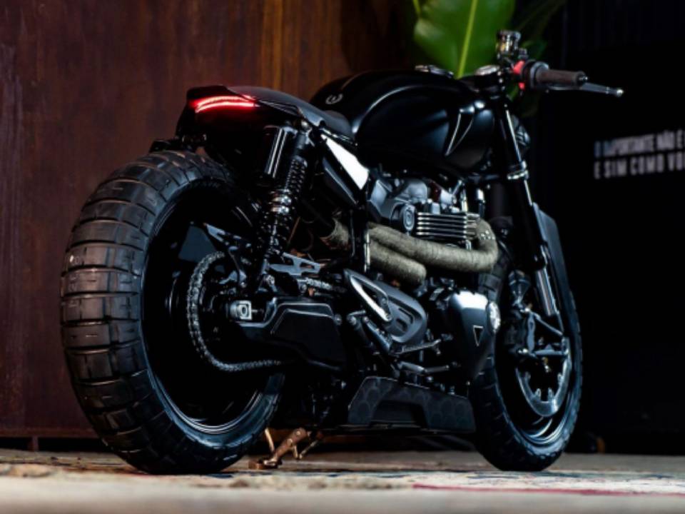Triumph Gaijin