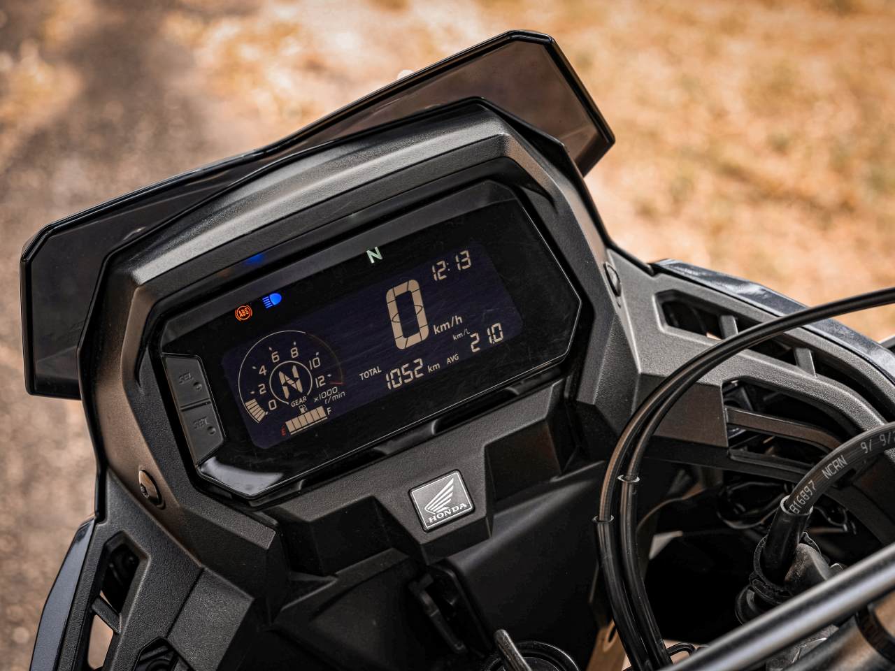 Honda�Sahara 300 2026 - painel