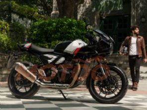 Thruxton 400