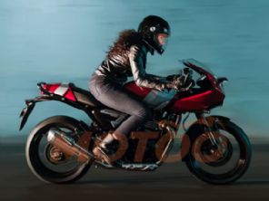 Thruxton 400