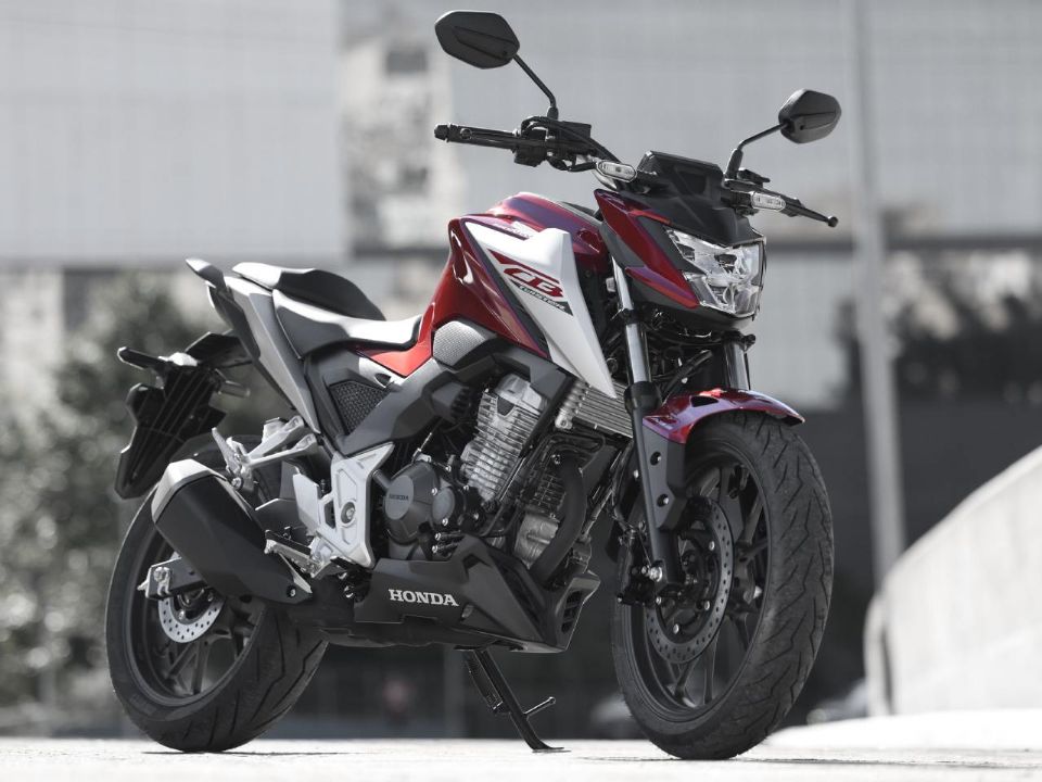 Honda�CB 300F Twister 2026 - 3/4 frente