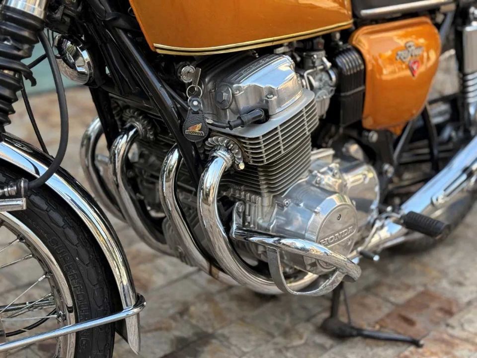 Honda�CB 750 Four 1971 - acelerador